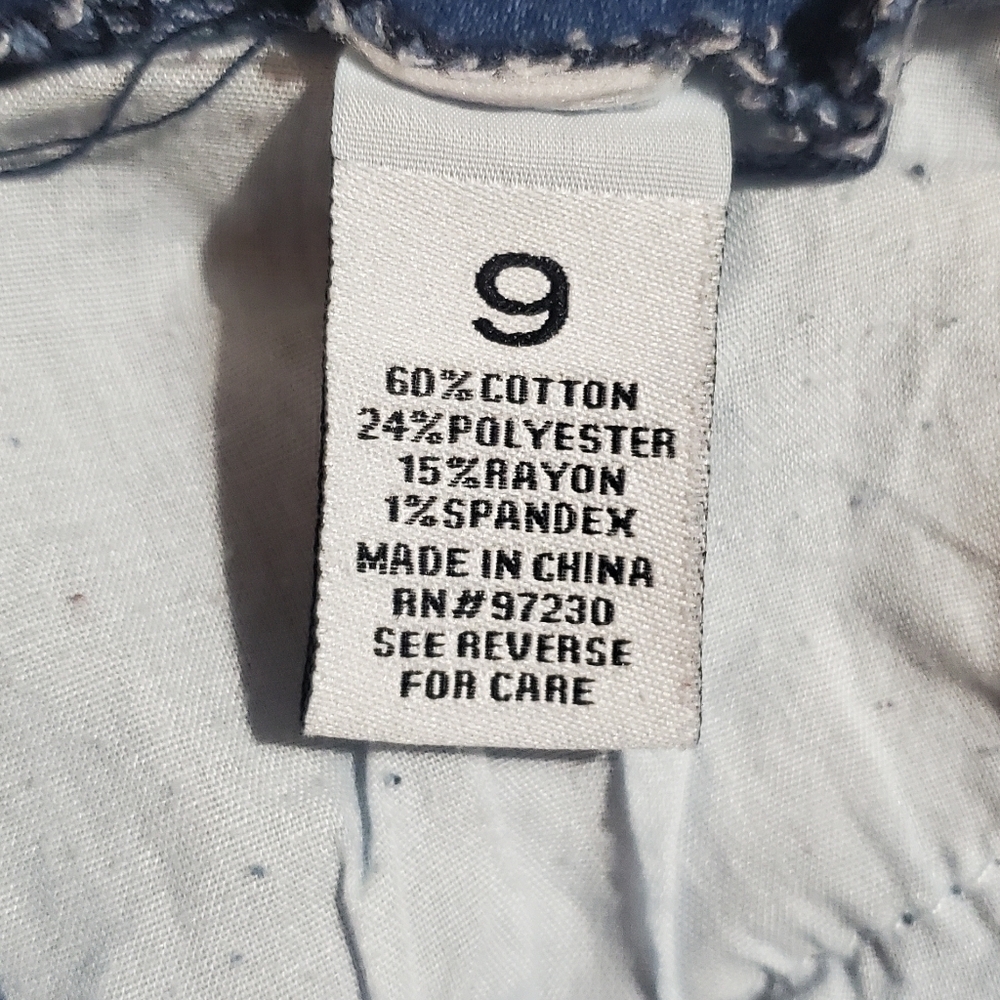 Almost Famous Denim Flare Jeans with Lace-Up Front. Sz 9 - Picture 4 of 7